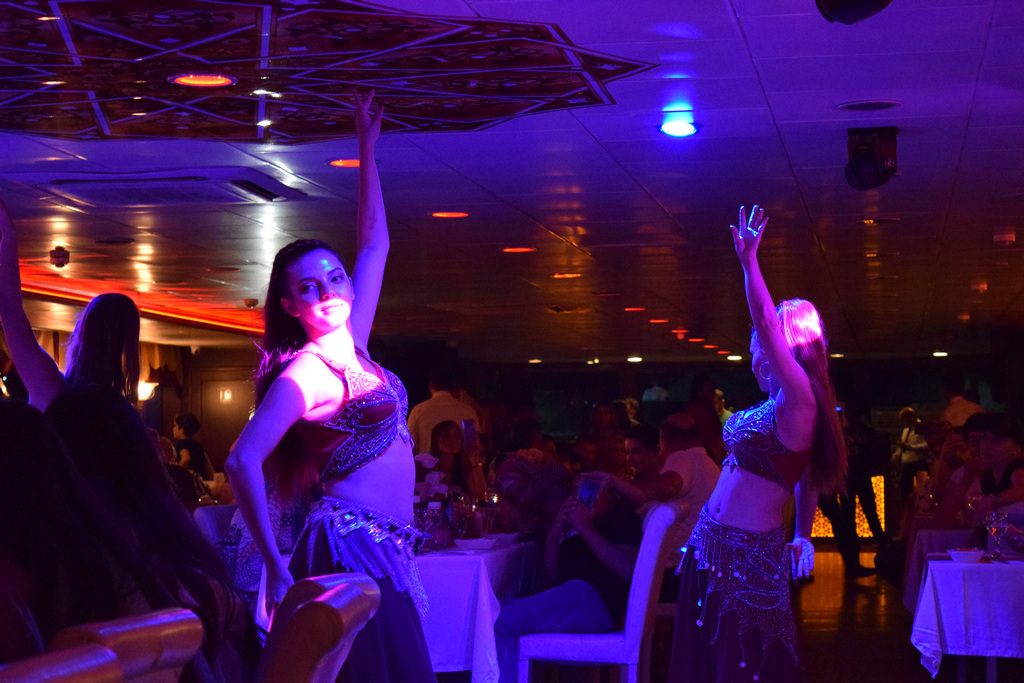 Live entertainment on Bosphorus cruise Istanbul