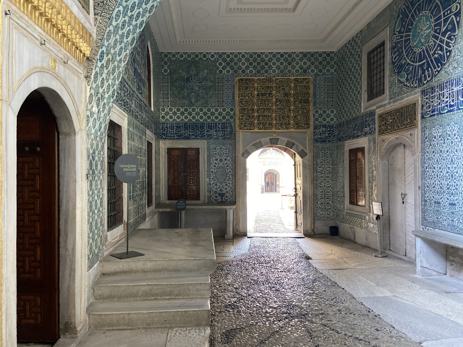 Iznik-tiled hall with gilded calligraphy in the Harem of Topkapi Palace